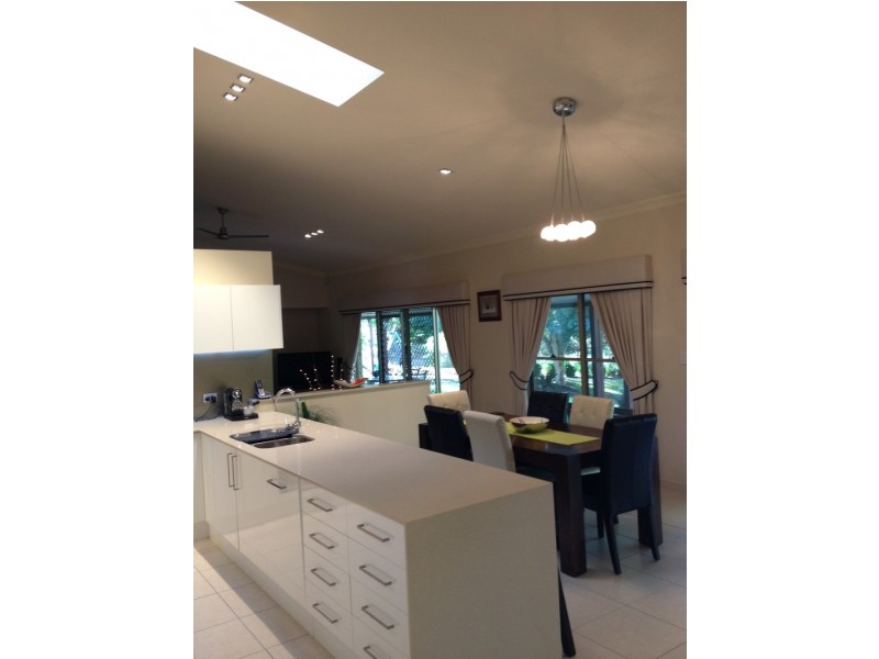 22 Clarence Drive, Helensvale QLD 4212