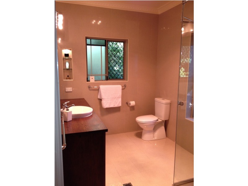 22 Clarence Drive, Helensvale QLD 4212