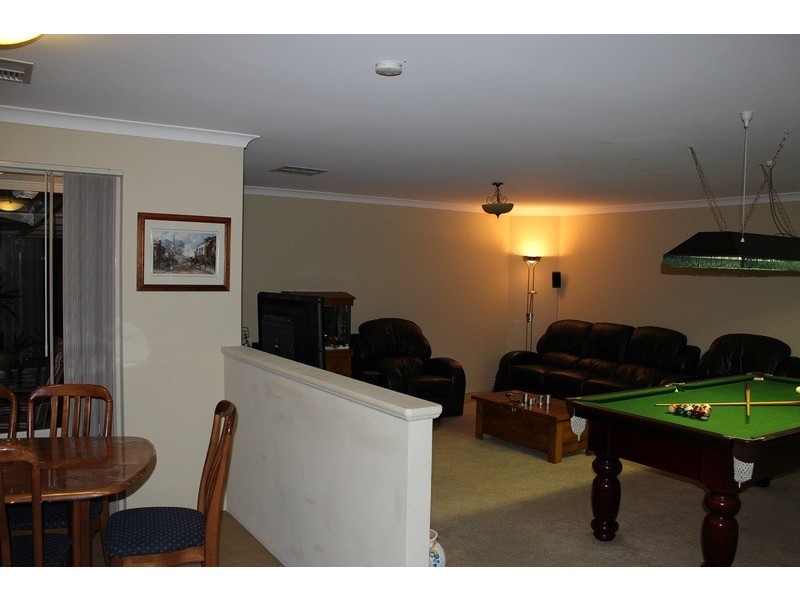 11 Leven Rise, Kinross WA 6028