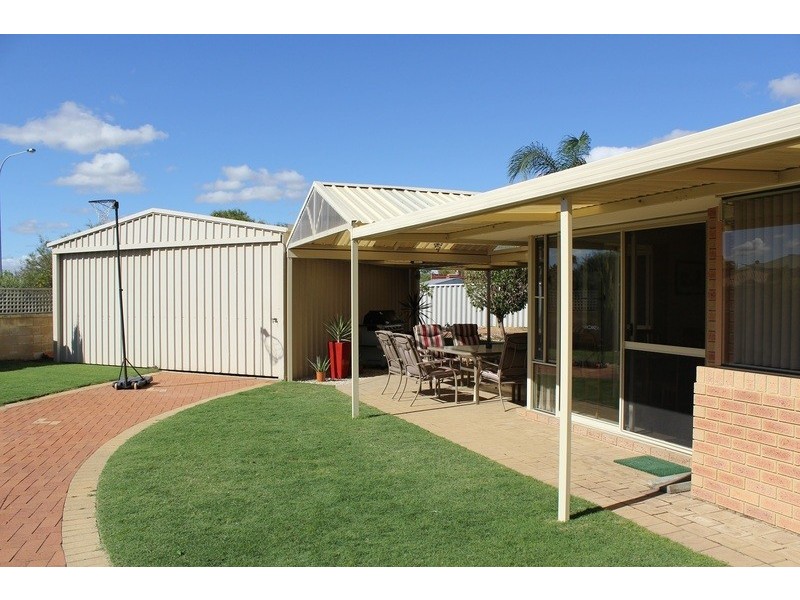 11 Leven Rise, Kinross WA 6028