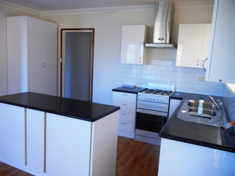 11 Roe Court, Padbury WA 6025