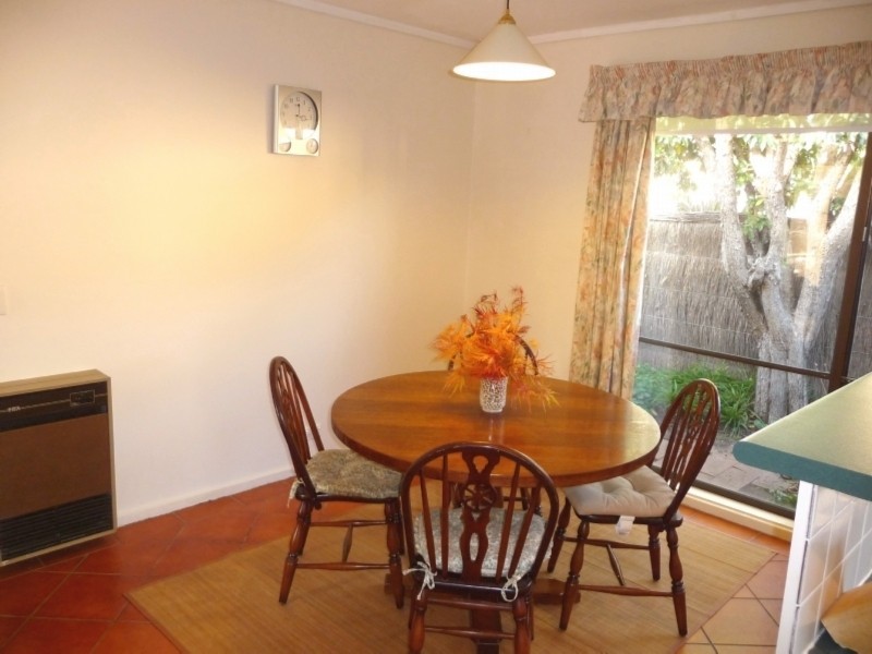 8 Warland Place, Charnwood ACT 2615