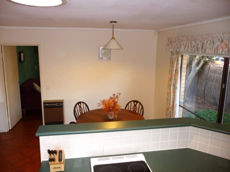 8 Warland Place, Charnwood ACT 2615