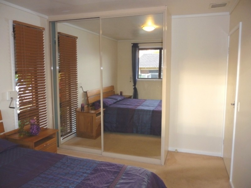 8 Warland Place, Charnwood ACT 2615