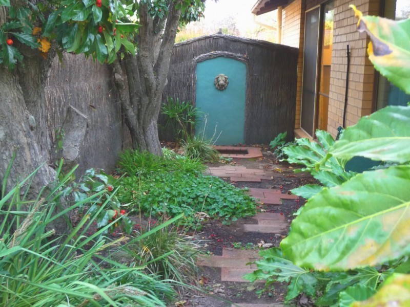 8 Warland Place, Charnwood ACT 2615