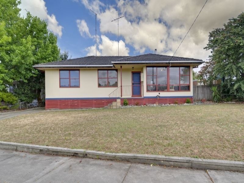 9 Little Crescent, Traralgon VIC 3844