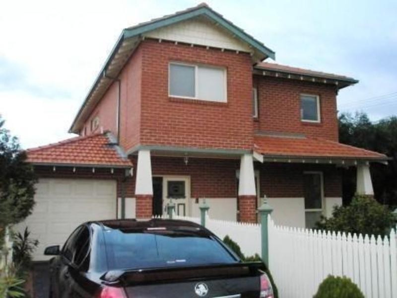 16 Fisher Street, Malvern East VIC 3145