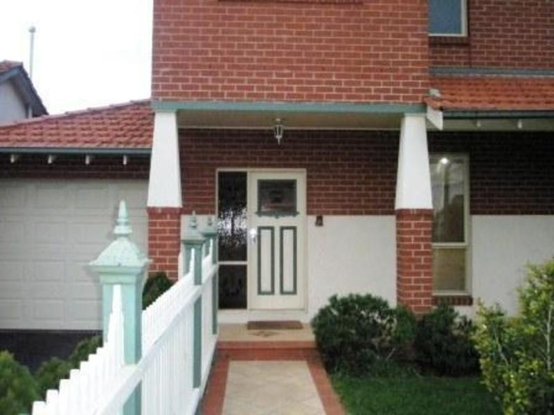 16 Fisher Street, Malvern East VIC 3145