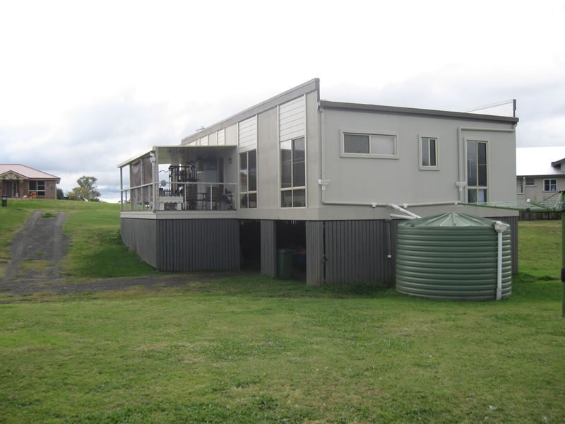 40 Phipps Street, Meringandan West QLD 4352