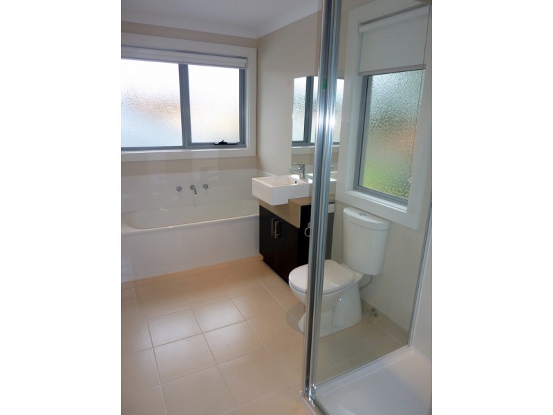 34B Bamfield Road, Heidelberg Heights VIC 3081