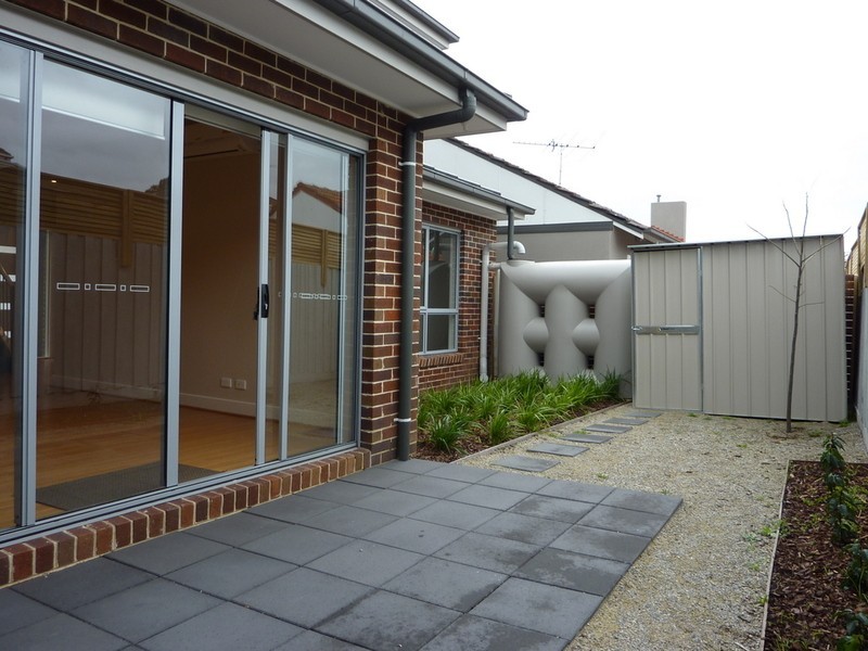 34B Bamfield Road, Heidelberg Heights VIC 3081