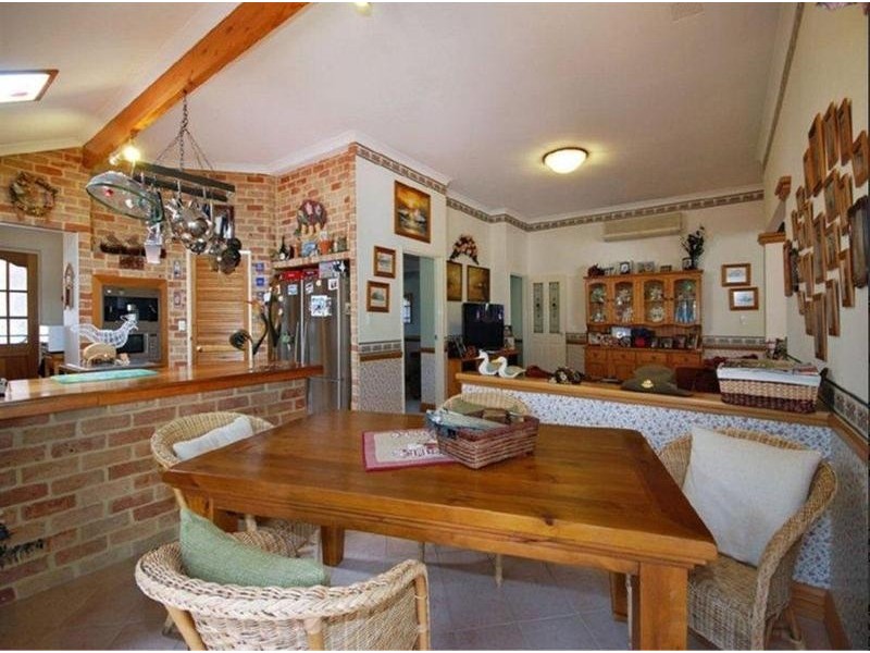 10 St Pierre Circuit, Currambine WA 6028