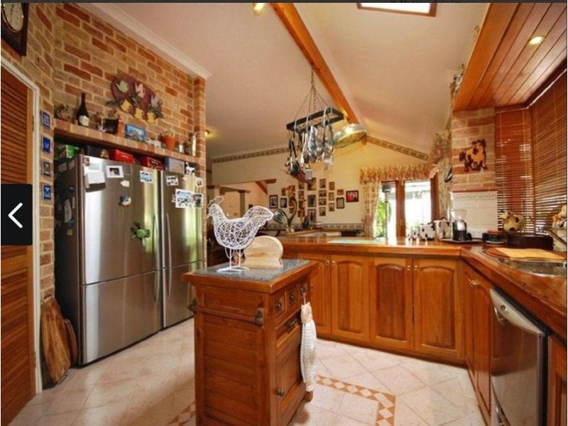 10 St Pierre Circuit, Currambine WA 6028