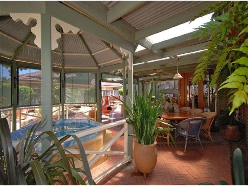 10 St Pierre Circuit, Currambine WA 6028