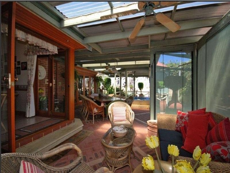 10 St Pierre Circuit, Currambine WA 6028