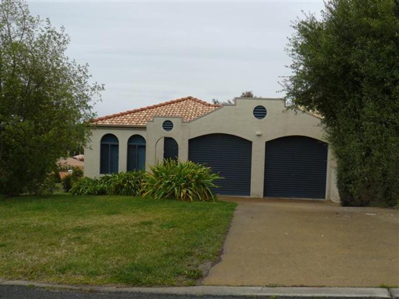 41 Toscana Way, Hidden Valley VIC 3756