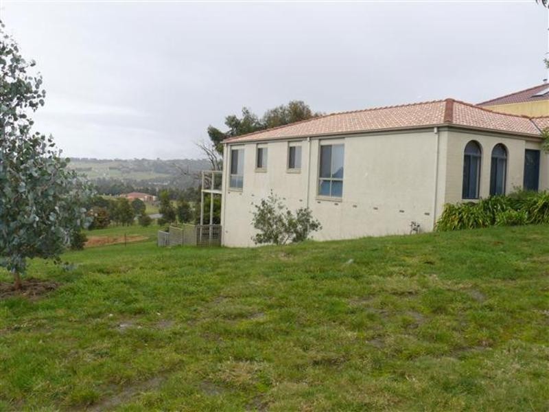 41 Toscana Way, Hidden Valley VIC 3756