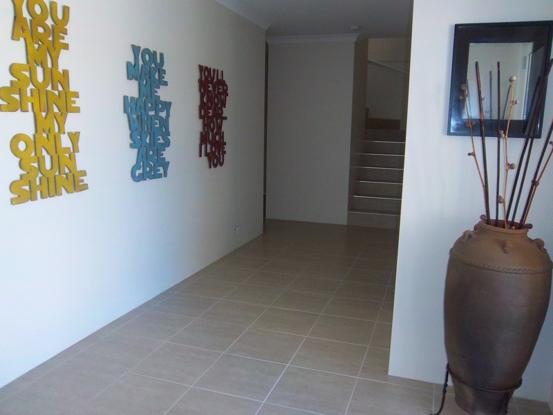 14A Valley Road, Halls Head WA 6210