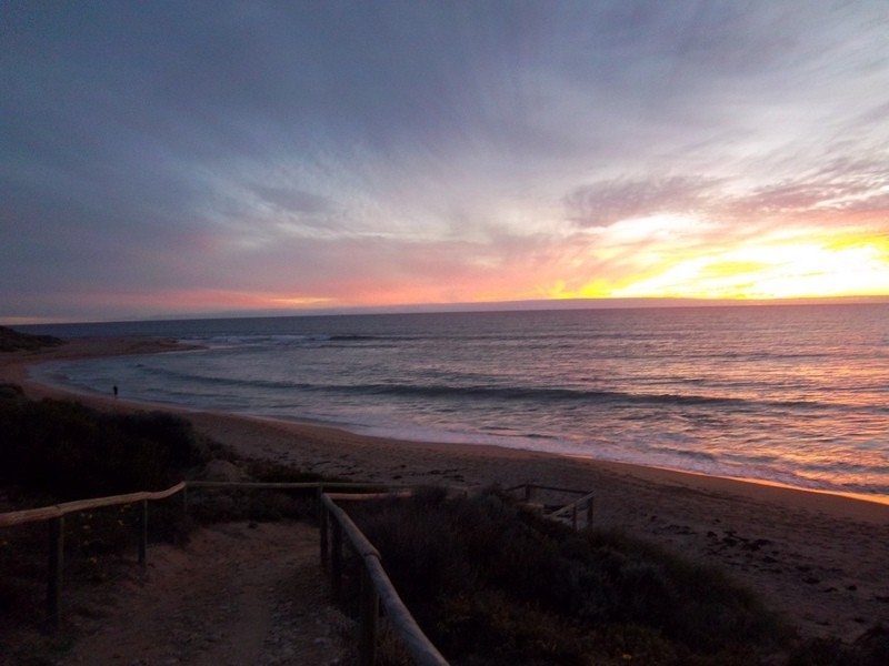 14A Valley Road, Halls Head WA 6210