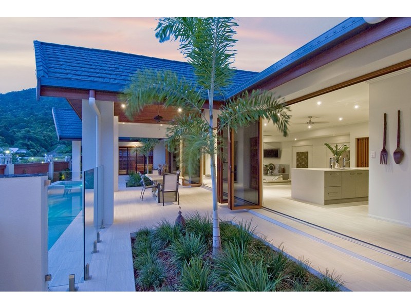 1 Wirrega Close, Caravonica QLD 4878