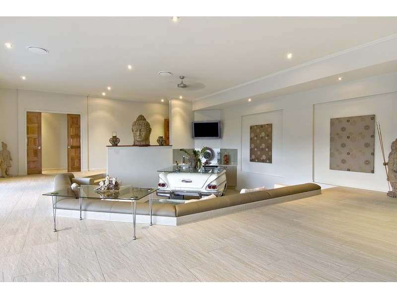 1 Wirrega Close, Caravonica QLD 4878
