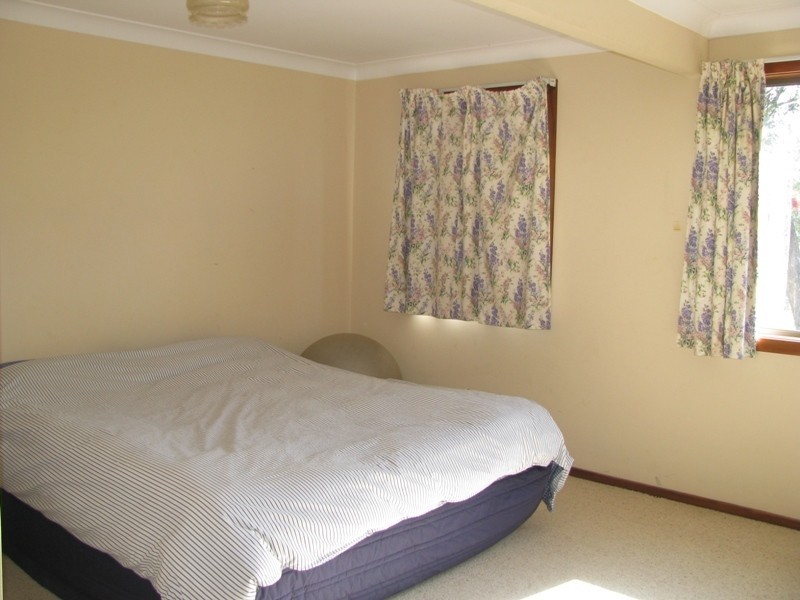 35 Alder Road, Lake Albert NSW 2650