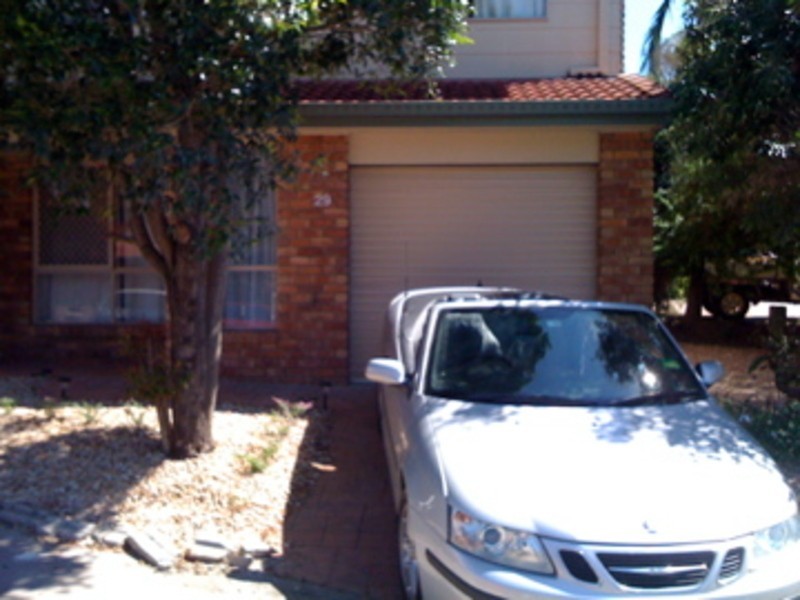 29/13 Bridge St, Redbank QLD 4301