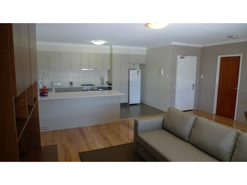 33/76 Newcastle St, Perth WA 6000