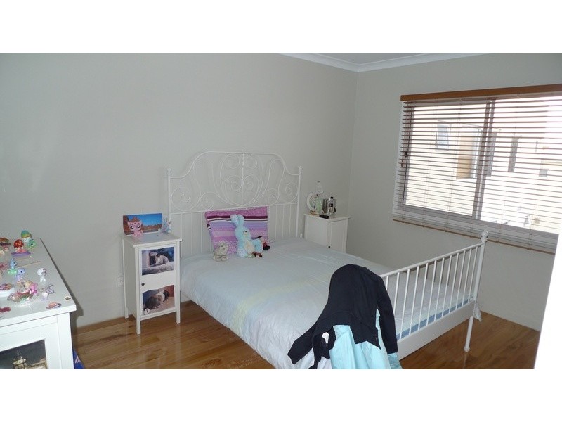 33/76 Newcastle St, Perth WA 6000