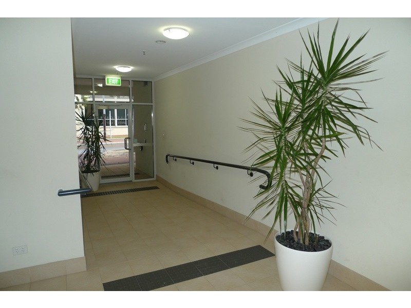 33/76 Newcastle St, Perth WA 6000