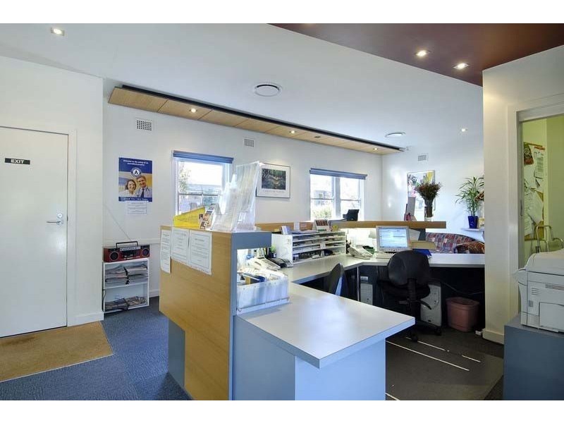 77 Cecil Ave, Castle Hill NSW 2154