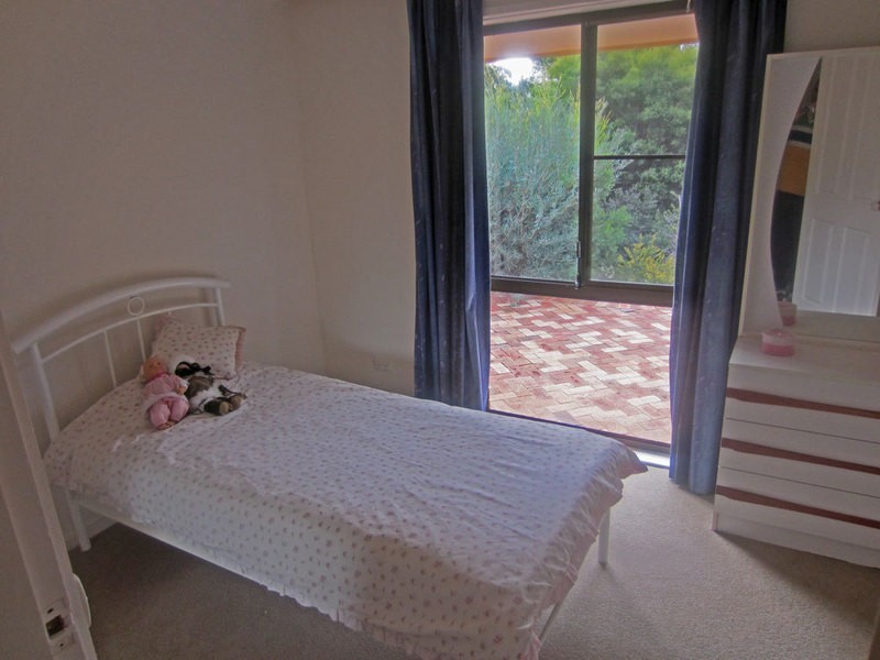 7 Barracks Close, Dubbo NSW 2830