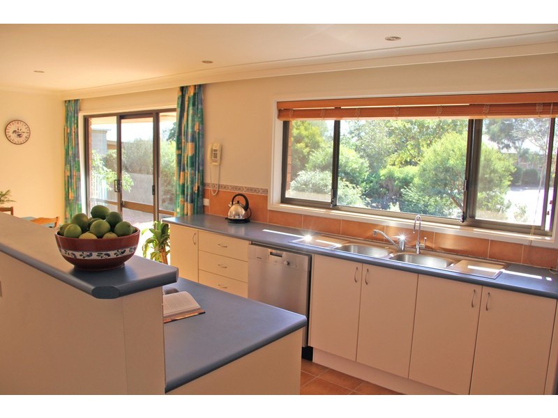 7 Barracks Close, Dubbo NSW 2830