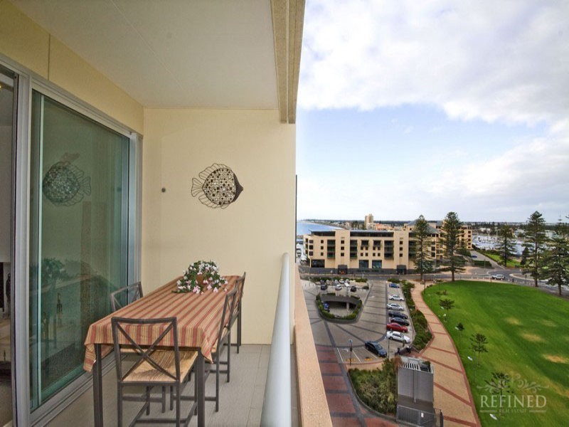 808/19 Holdfast Promenade, Glenelg SA 5045