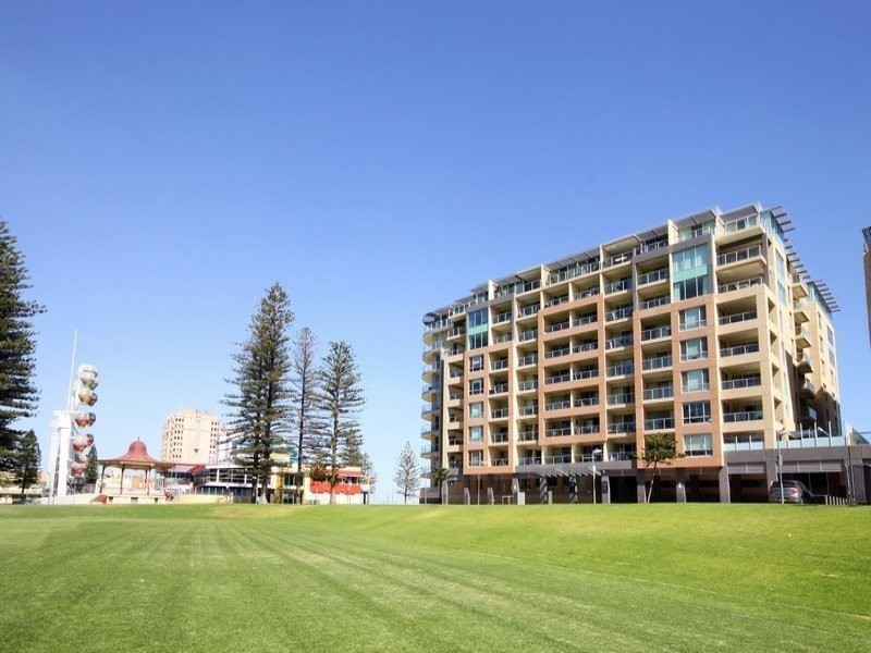 808/19 Holdfast Promenade, Glenelg SA 5045