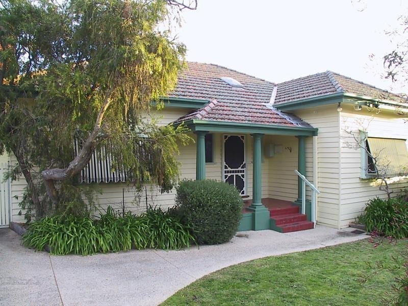 20 Renwick Street, Glen Iris VIC 3146