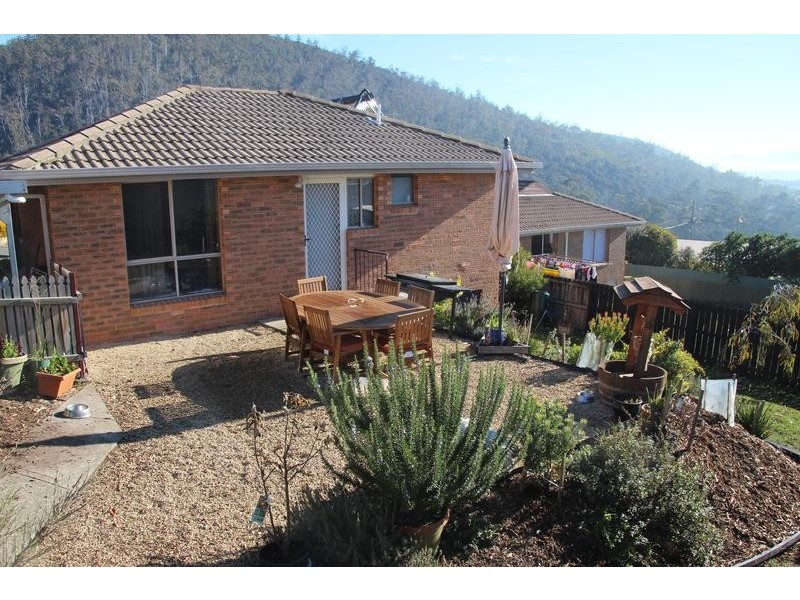 7/109 Berriedale Road, Berriedale TAS 7011