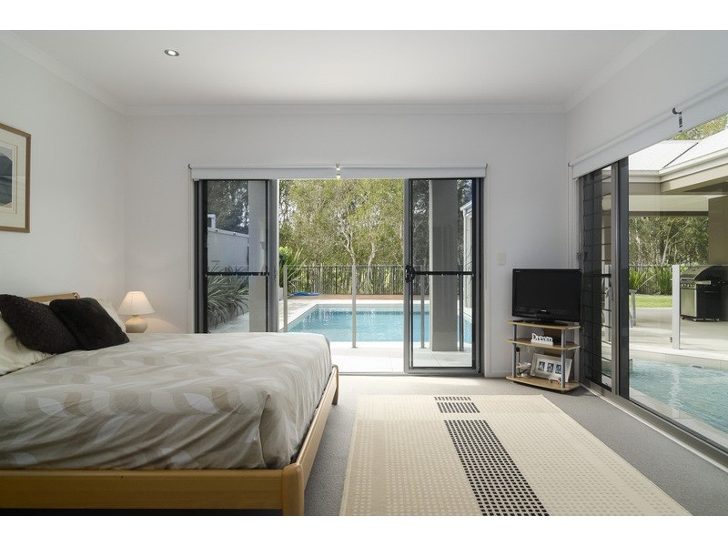 27 Hetherington Drive, Twin Waters QLD 4564