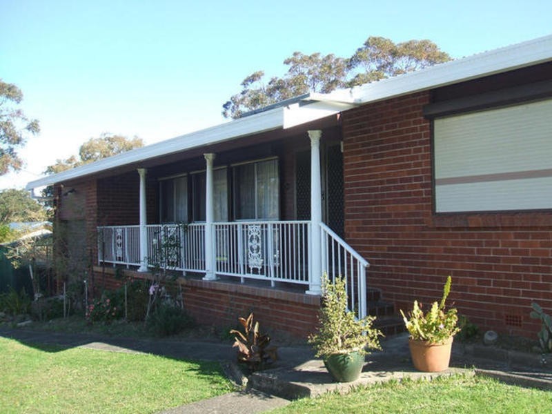 8 Avoca Drive, Kincumber NSW 2251