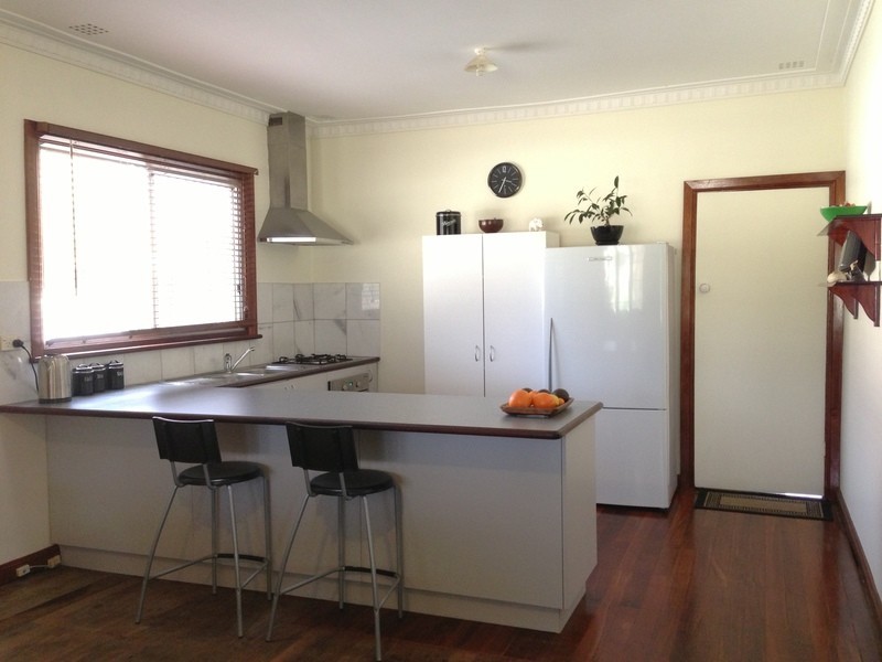 35 Bushby Street, Midvale WA 6056