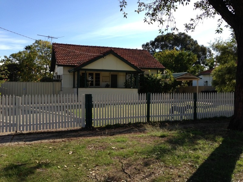 35 Bushby Street, Midvale WA 6056