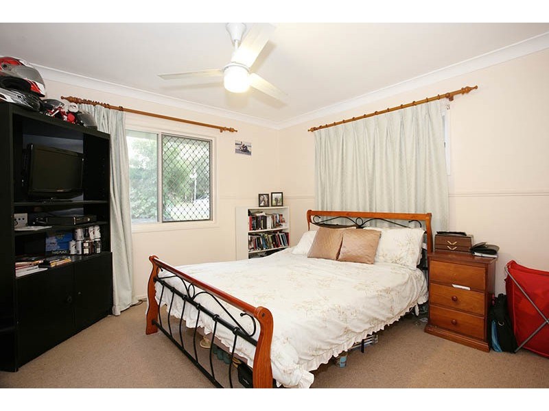 25 Parklands Drive, Boronia Heights QLD 4124