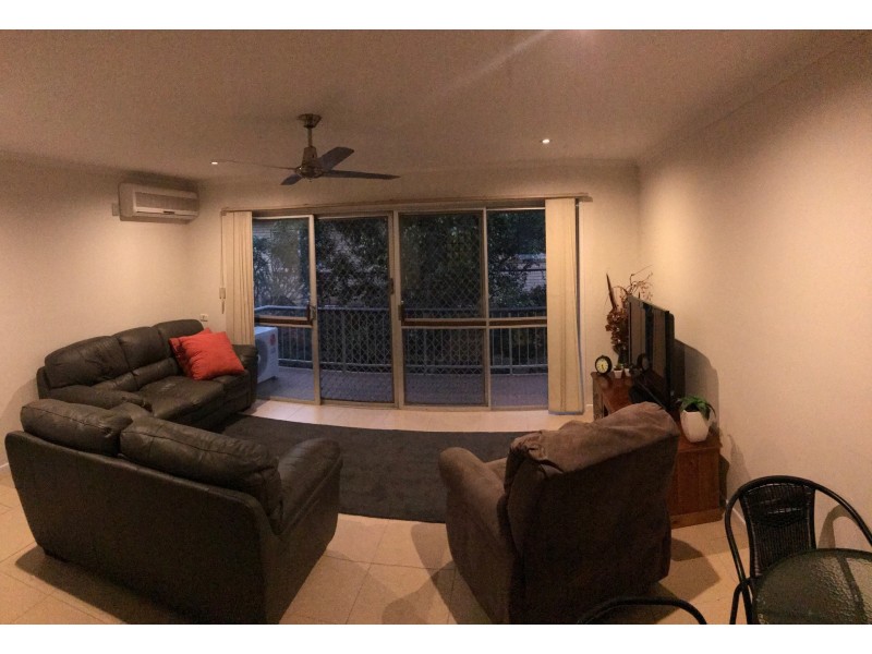 3/125 Old Burleigh Road, Broadbeach QLD 4218