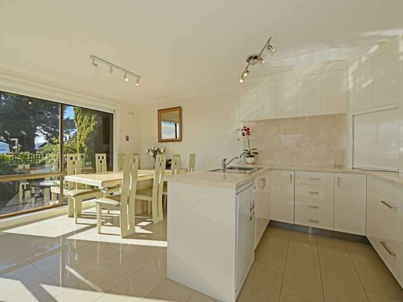 2/4 Mansell Court, Sandy Bay TAS 7005