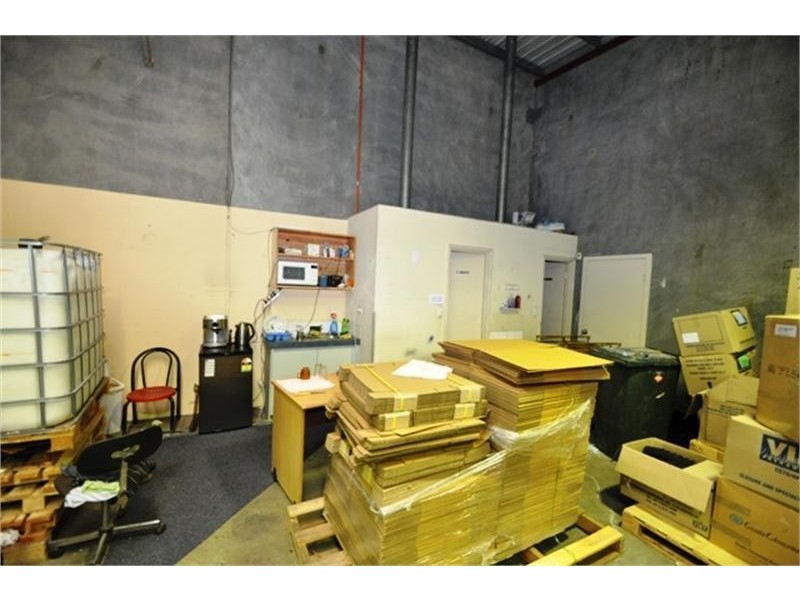 10/12  PARAMOUNT DRIVE, Wangara WA 6065