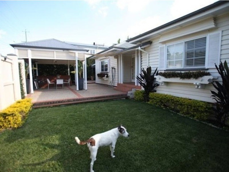 67 City View Road, Camp Hill QLD 4152