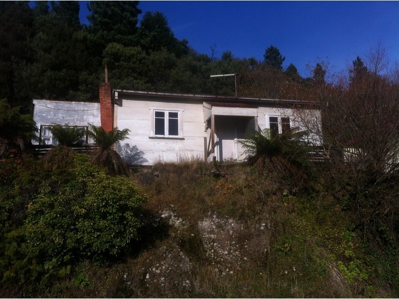 12 Batchelor st, Queenstown TAS 7467