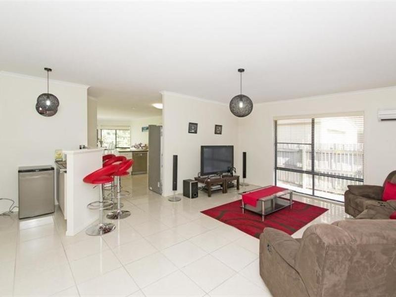 25 Illawong Way, Karana Downs QLD 4306