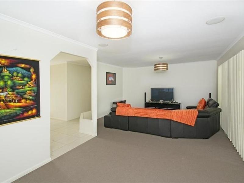 25 Illawong Way, Karana Downs QLD 4306