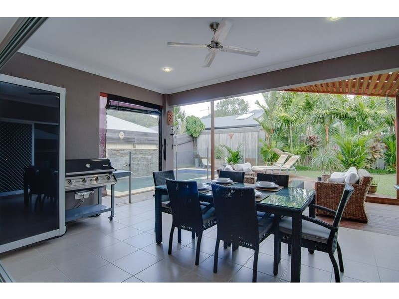 6 Pambula Close, Kewarra Beach QLD 4879